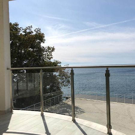 First Line Of The Sea 1 Apartment Dobra Voda Ngoại thất bức ảnh