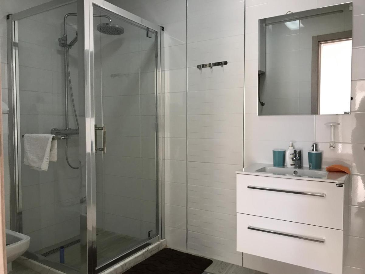 First Line Of The Sea 1 Apartment Dobra Voda Ngoại thất bức ảnh